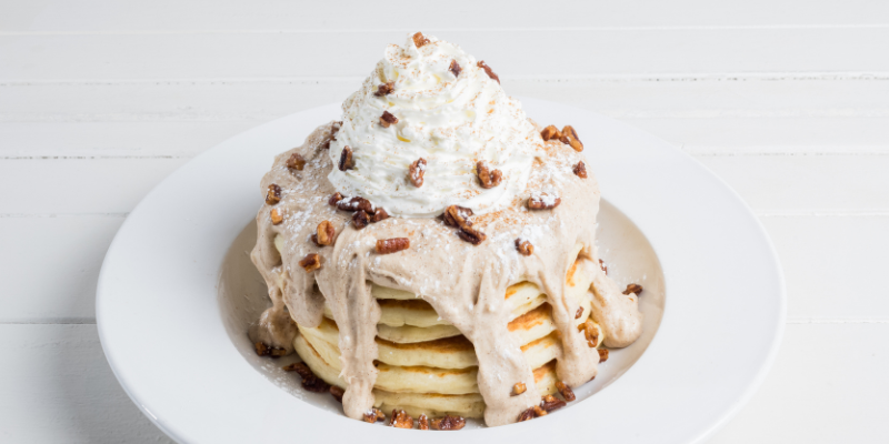 cinnamon roll pancakes