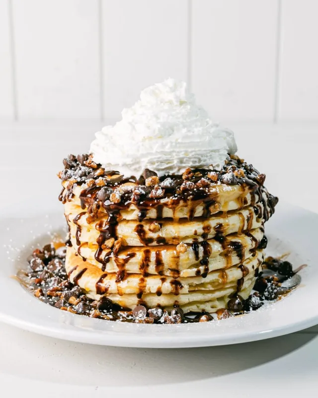 The race is on… to Wild Eggs! 🐎 Celebrate Derby Week with our Wild Derby Menu, available April 28–May 4 at all Wild Eggs locations across Kentucky, Indiana, and Ohio! Born in Louisville, we’re bringing Derby Day spirit to every table:

🥞 Derby City Pancakes
🌸 The Lily
🍳 Kelsey KY Brown 
🍊 KY Mimosa

One week only — don’t miss your shot at these winning flavors! 

*Drink items not available at Bowling Green location 

#WildDerby
#WildEggs
#DerbyWeek