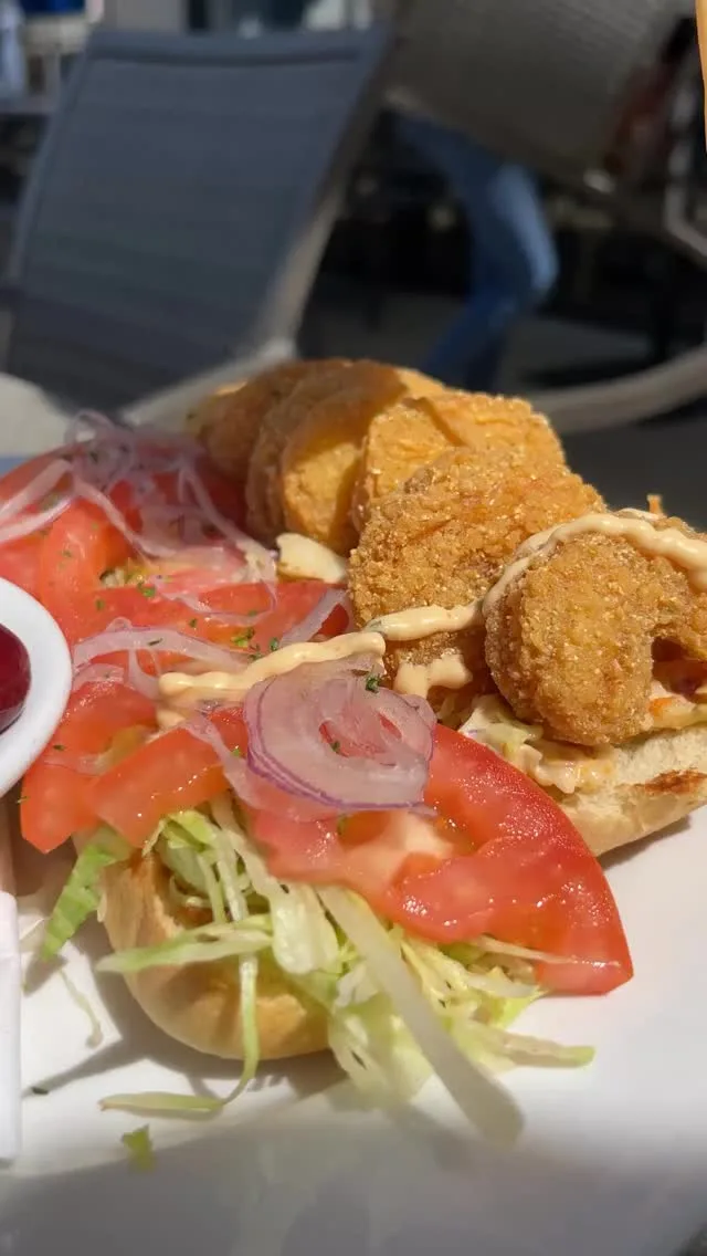 Spice up your lunch with our Bayou Shrimp Po’ Boy! 🦐 Last chance to grab it. Only available through tomorrow June 10th at Wild Eggs.