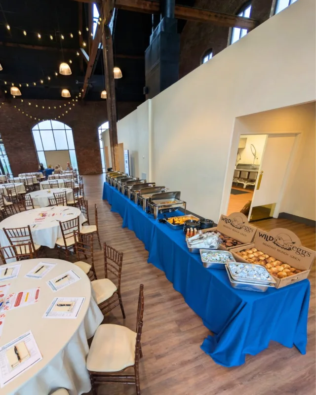 Planning an event, meeting or party? 🥓🍴☕️ Let Wild Eggs Catering take it from here. From Build Your Own Brunch trays with bacon, scrambled eggs, muffins and fruit to signature creations like French Toast Casserole, Breakfast Burritos and Yellow Sub Wraps, we’ve got something for everyone. 

Yes, we even offer gluten-free pancakes and gallons of fresh-squeezed orange juice and lemonade to complete your spread!

Serving Kentucky, Indiana and Ohio with convenient pick-up or delivery options. Order online today at wildeggs.com/catering.

(📸 Event pictured at @therefineryevents catered by Wild Eggs Jeffersonville)