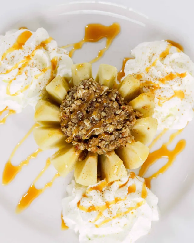Baked Apple with oatmeal pecan crumble, brown sugar glaze and whipped cream 😍🍎 Get your fix at Wild Eggs today!