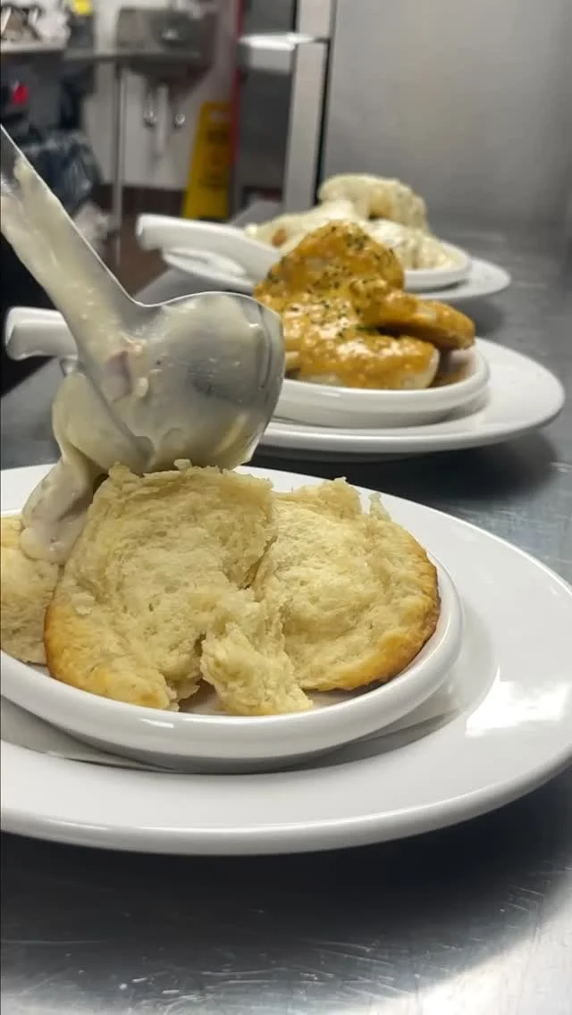 You don’t have to choose your favorite… you can get the best of both worlds 🎶

Order your next round of buttermilk biscuits with house-made bacon gravy and chorizo gravy at a Wild Eggs near you ⛅️ #StayWild